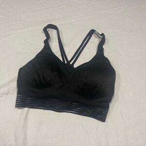 Victoria’s Secret Lightweight Sport Bra 32DD Strappy Crossback WIreless Black